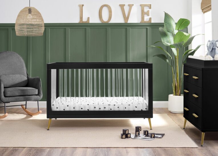 Hampshire crib