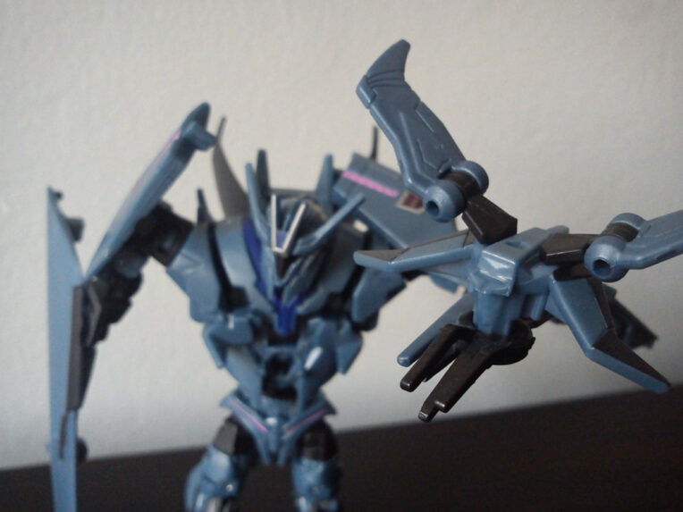 Transformers Prime Soundwave Toy