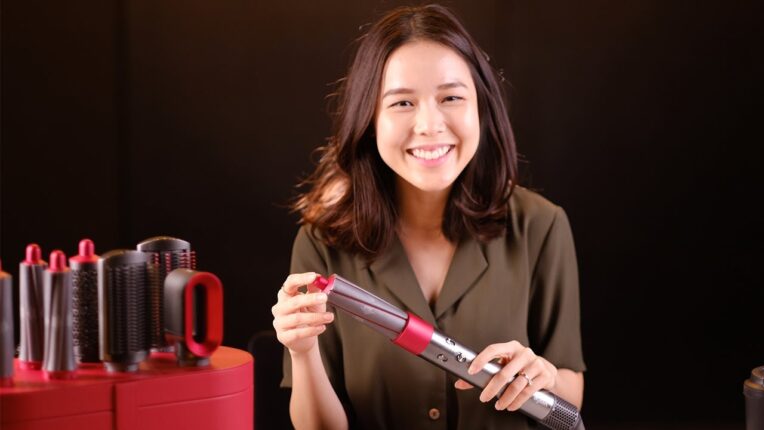 Dyson Airwrap Red