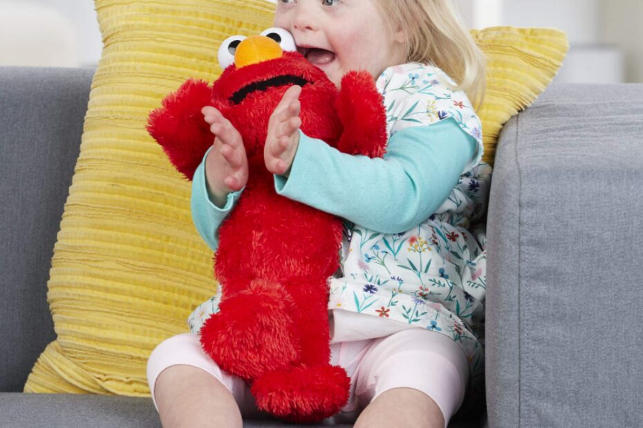 Love to Hug Elmo