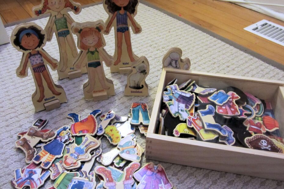 Magnetic Dress-Up Dolls