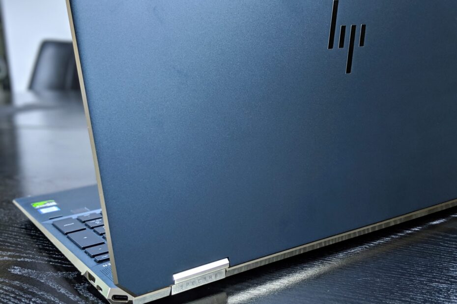 HP Pavilion 15.6 Touchscreen Laptop - Intel Core I7 - Geforce MX250 - Fog Blue