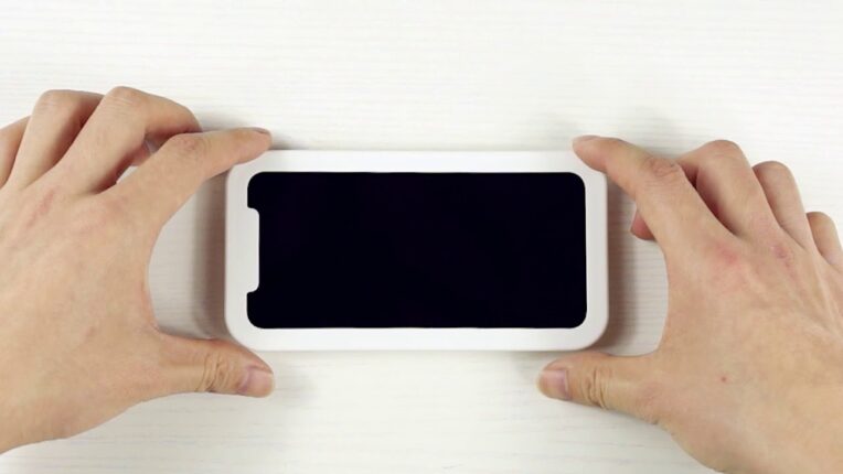 Omoton Screen Protector Installation