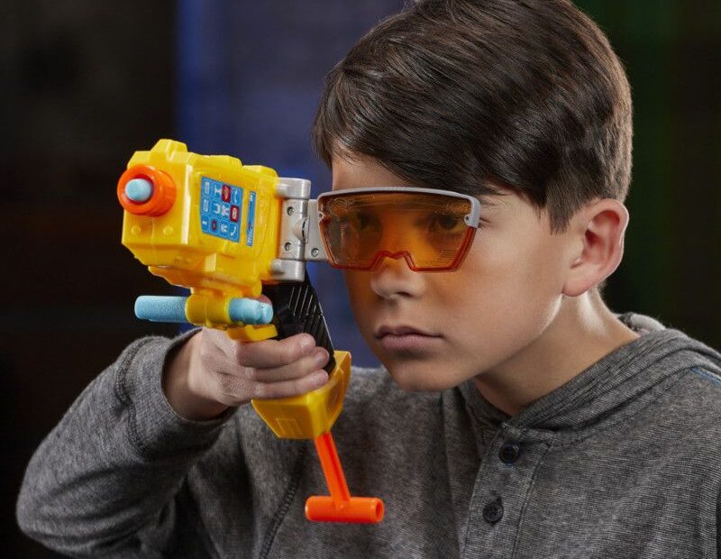 Power Rangers Beast Morphers Striker Morpher