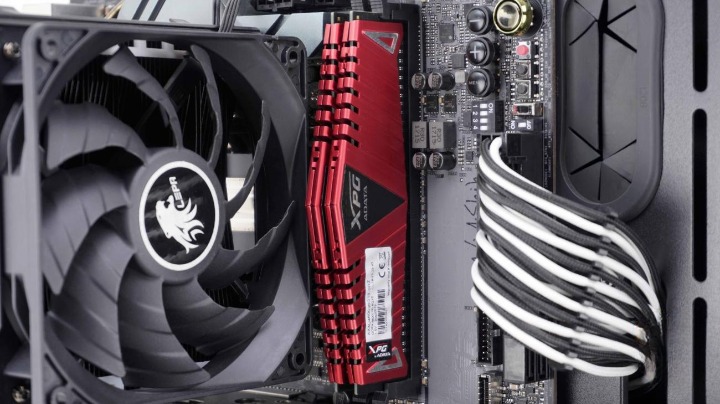 16GB (8GBx2) DDR4-3000MHz Dual Channel Memory (Adata XPG Z1)