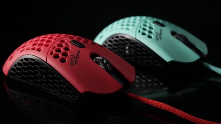 Finalmouse Air58 Cherry Blossom Red