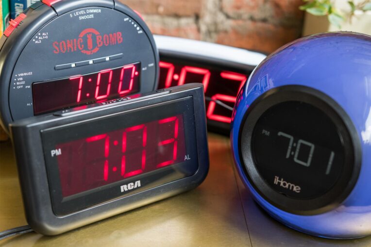 RCA Digital Alarm Clock With Night Light