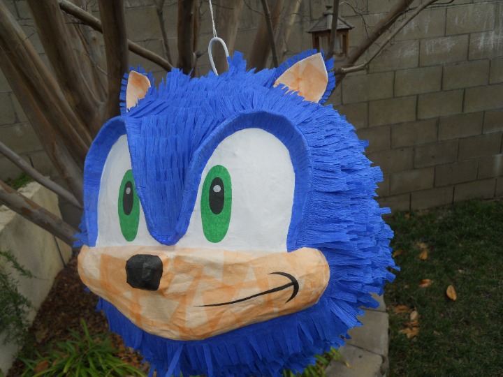 Sonic the Hedgehog Pinata