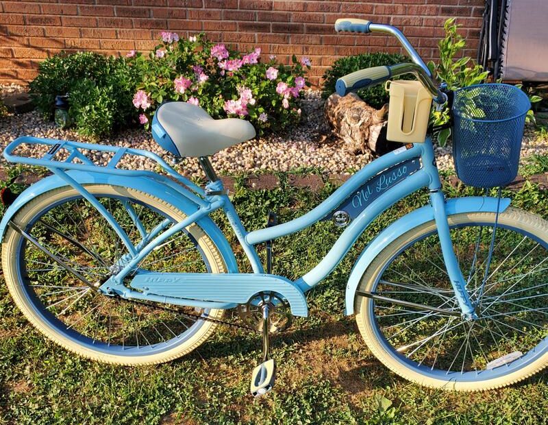 26 Huffy Nel Lusso Women's Cruiser Bike Gloss Blue