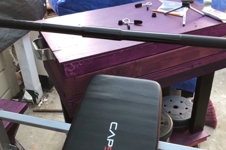 Cap Strength Standard Bench With 100 lb Weight Set